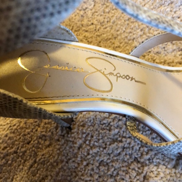 Jessica Simpson Snakeskin Print Heels - Picture 5 of 6